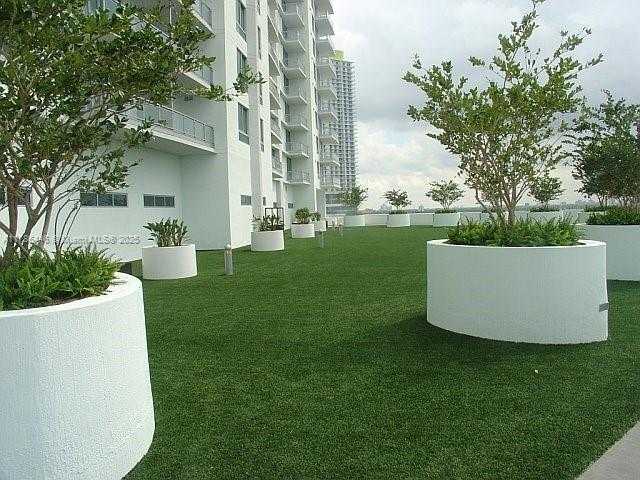 Small Image of 90 SOUTH WEST 3RD ST #1809, Miami Number 23