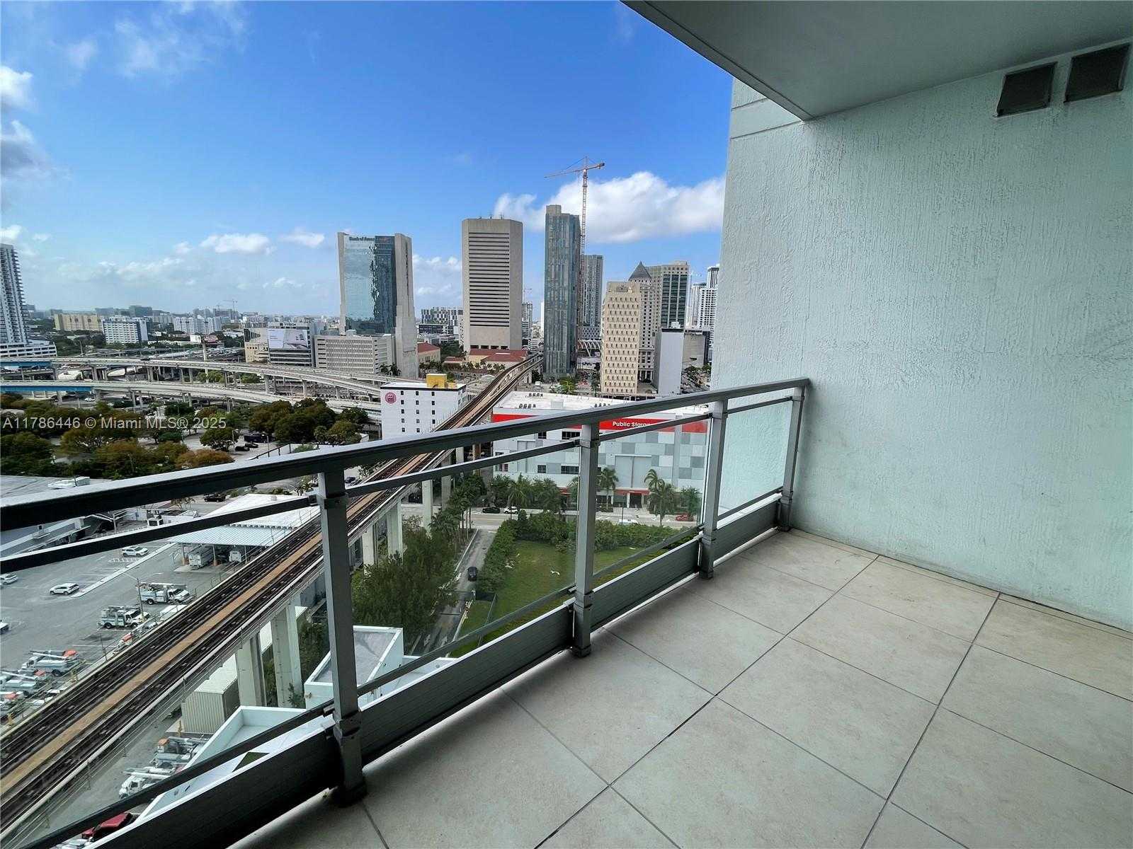 Small Image of 90 SOUTH WEST 3RD ST #1809, Miami Number 3