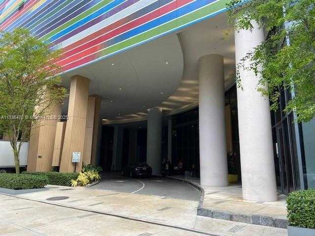 Small Image of 45 SOUTH WEST 9TH ST #1007, Miami Number 2
