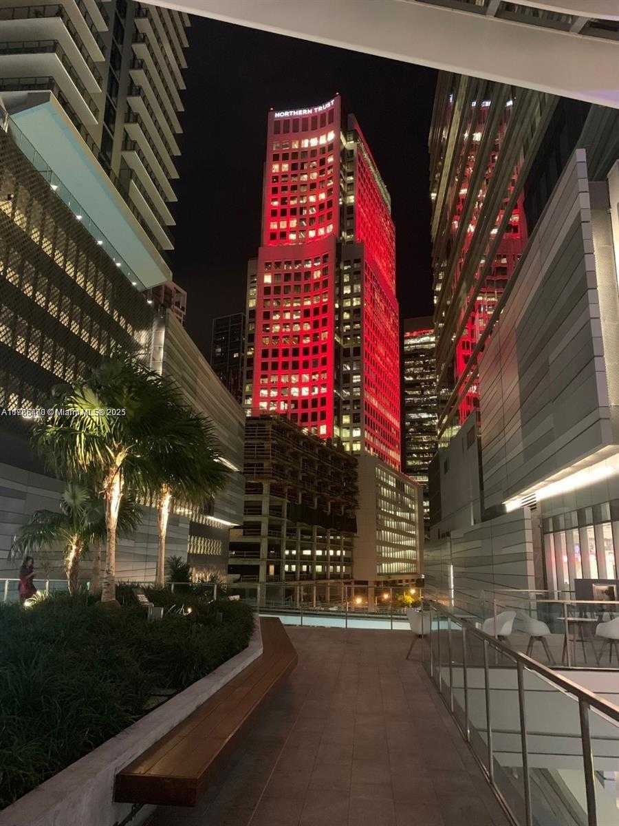 Small Image of 45 SOUTH WEST 9TH ST #1007, Miami Number 36