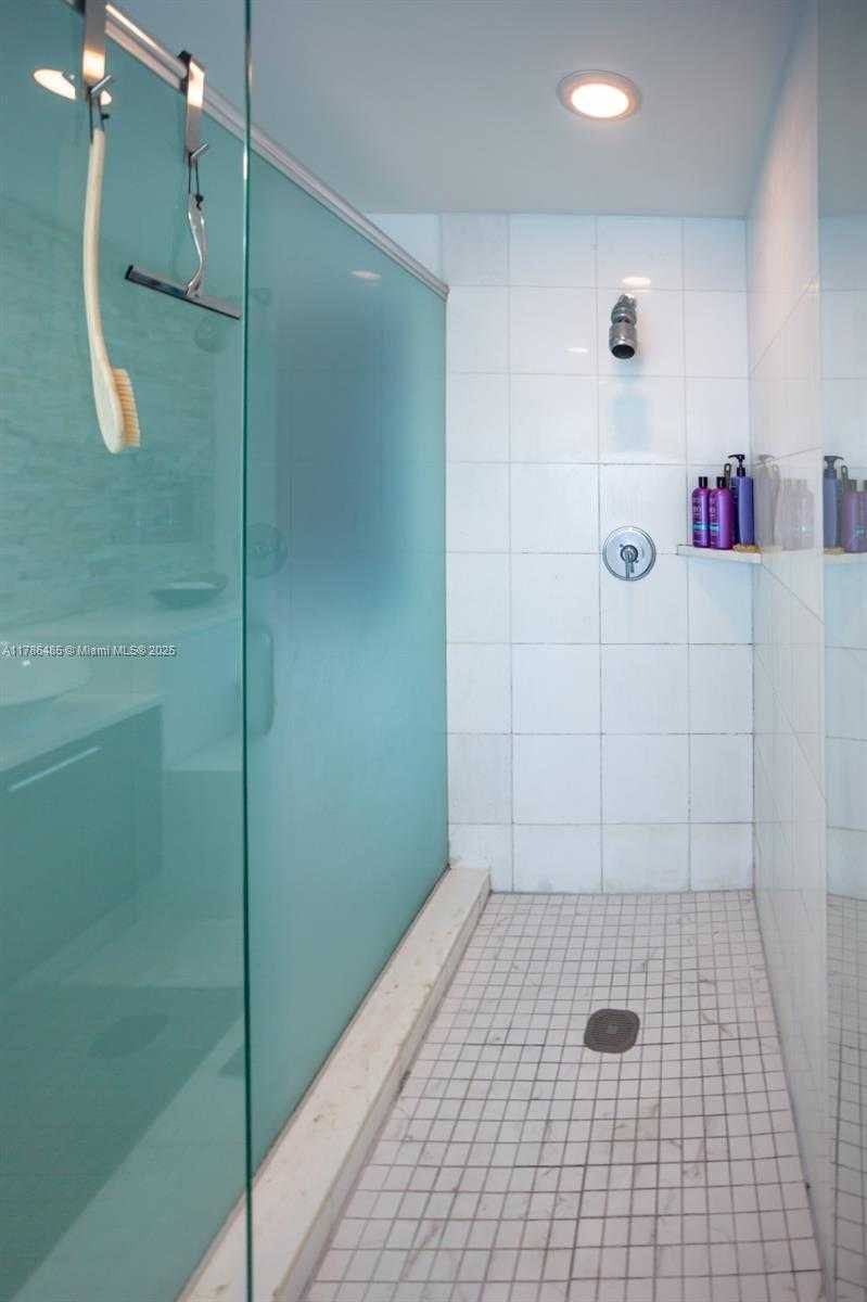 Small Image of 2950 NORTH EAST 188TH ST #401, Aventura Number 18