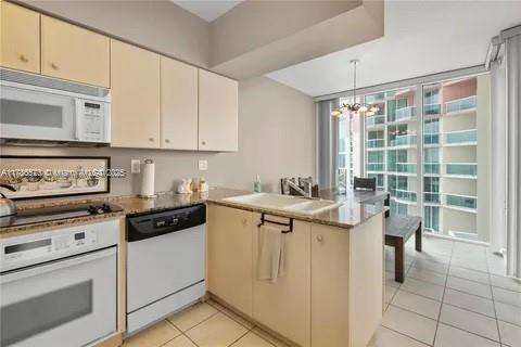 Small Image of 3370 HIDDEN BAY DR #610, Aventura Number 19