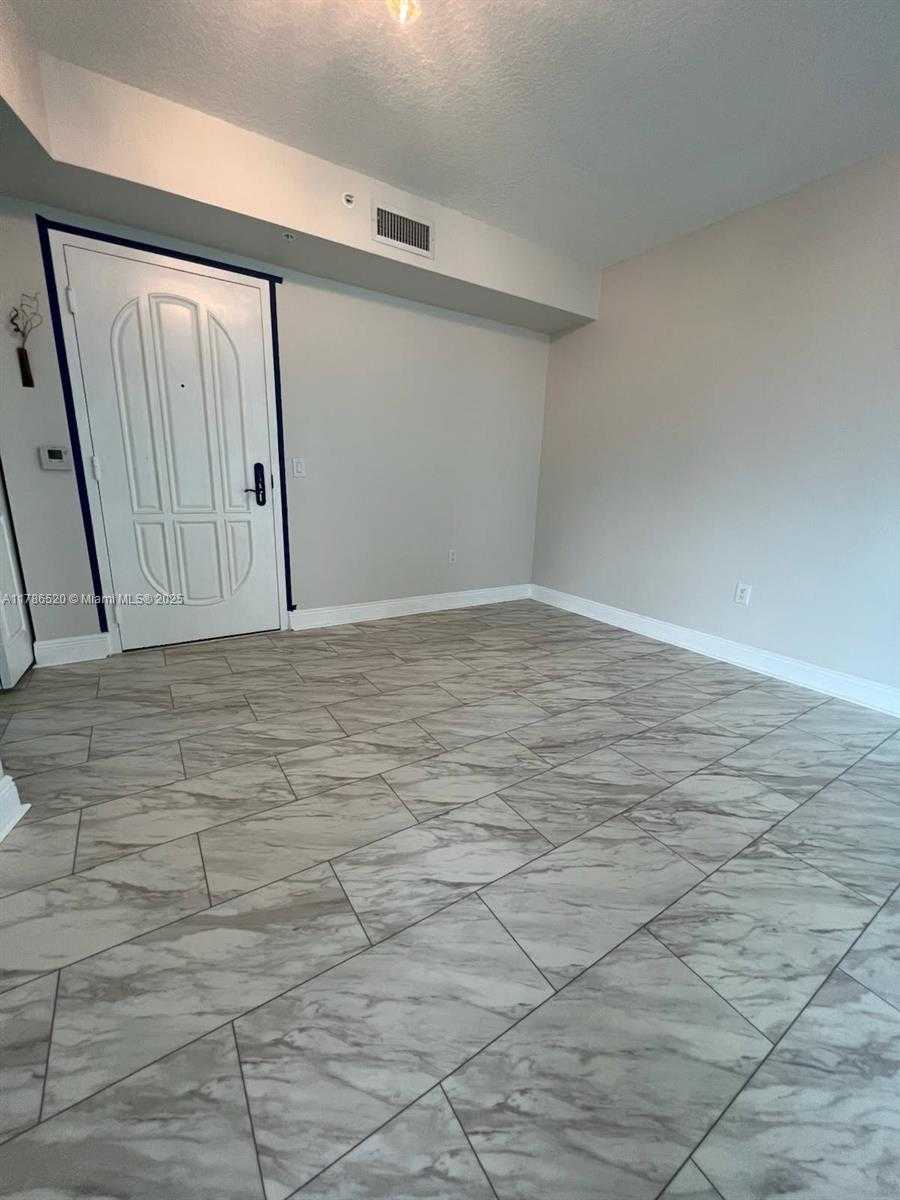 Small Image of 3370 HIDDEN BAY DR #610, Aventura Number 7
