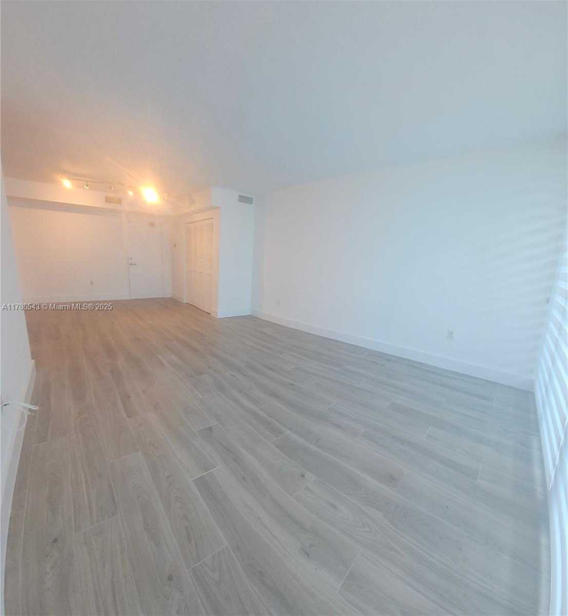 Small Image of 7501 EAST TREASURE DR #1L, North Bay Village Number 64