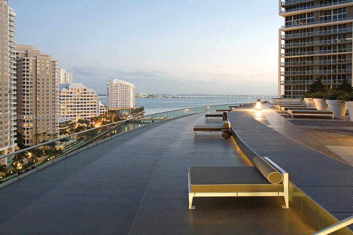 Small Image of 495 BRICKELL AVE #3910, Miami Number 12