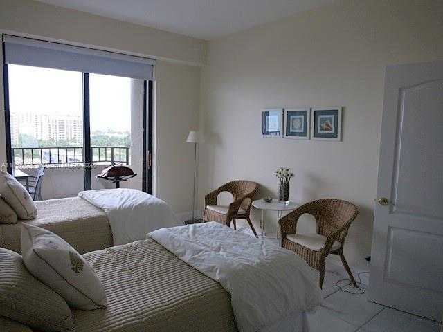 Small Image of 201 CRANDON BLVD #1027, Key Biscayne Number 10
