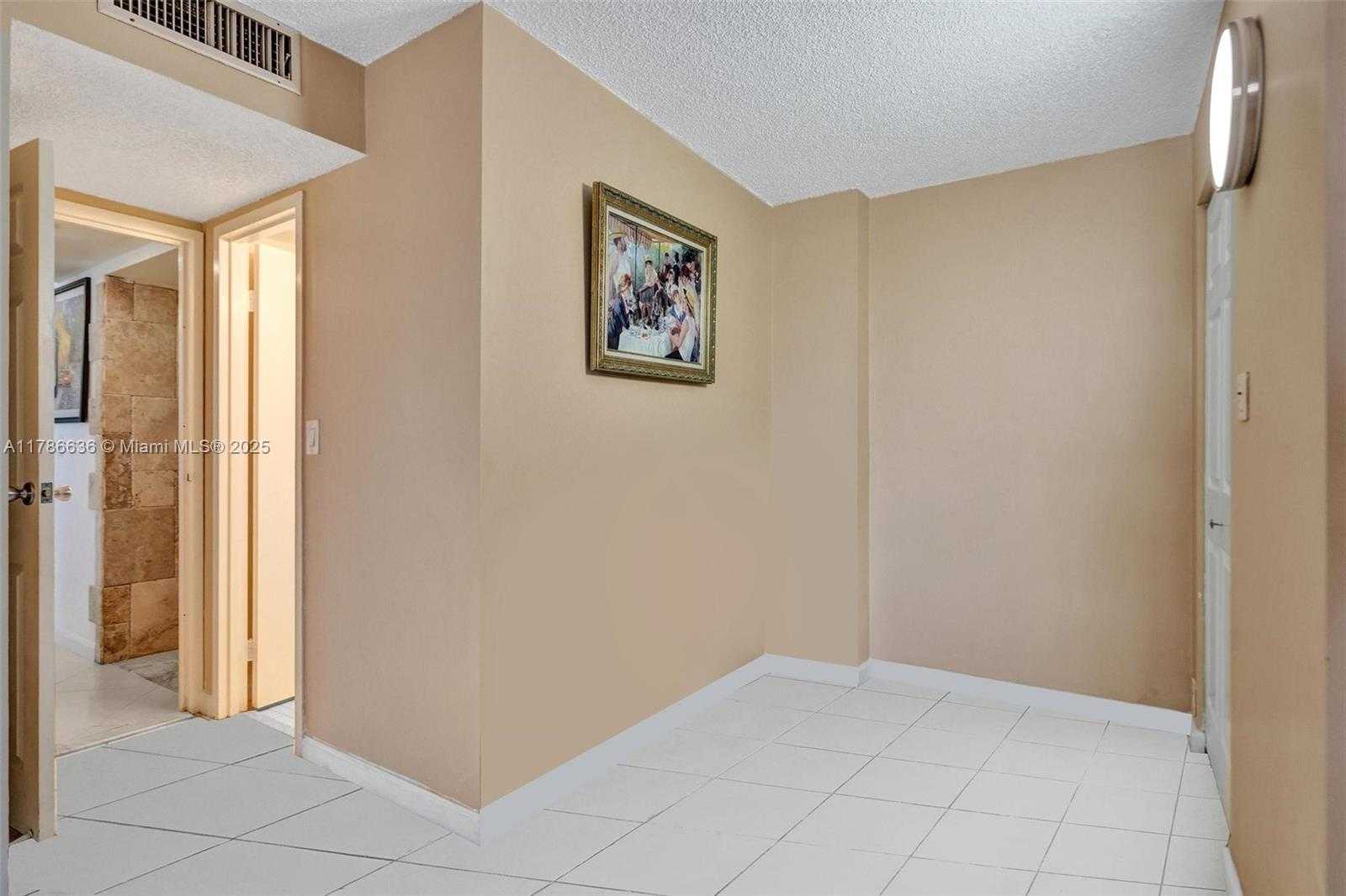 Small Image of 2017 SOUTH OCEAN DR #305, Hallandale Beach Number 10