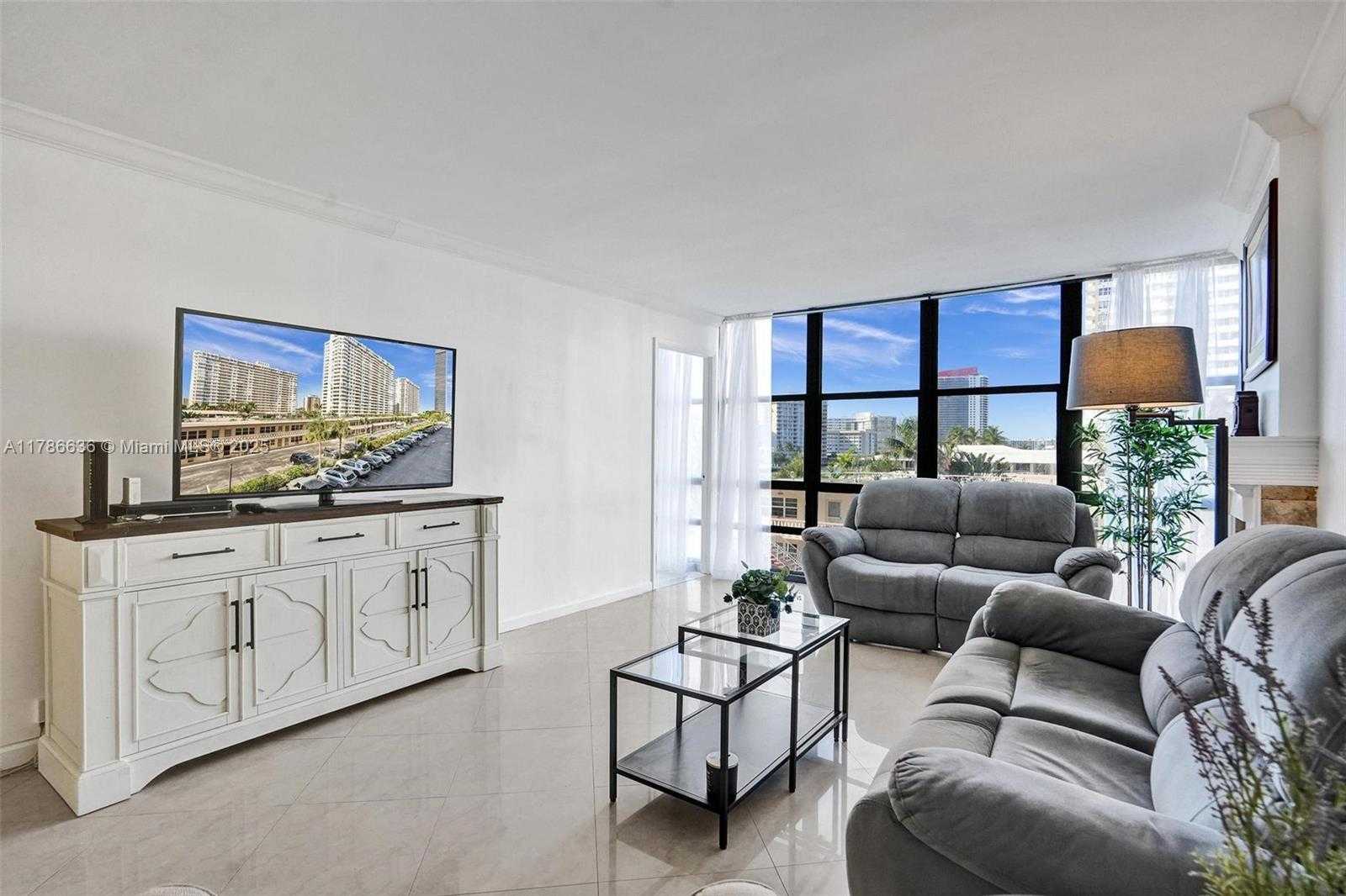 Small Image of 2017 SOUTH OCEAN DR #305, Hallandale Beach Number 2