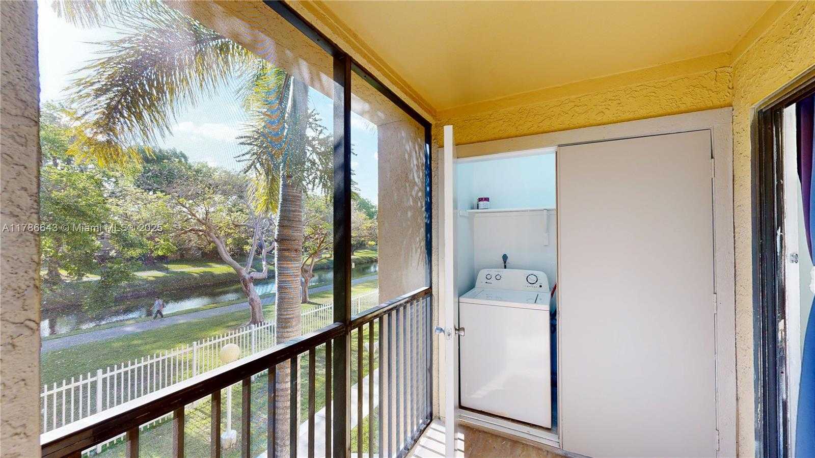 Small Image of 10441 SOUTH WEST 155TH CT #927, Miami Number 13