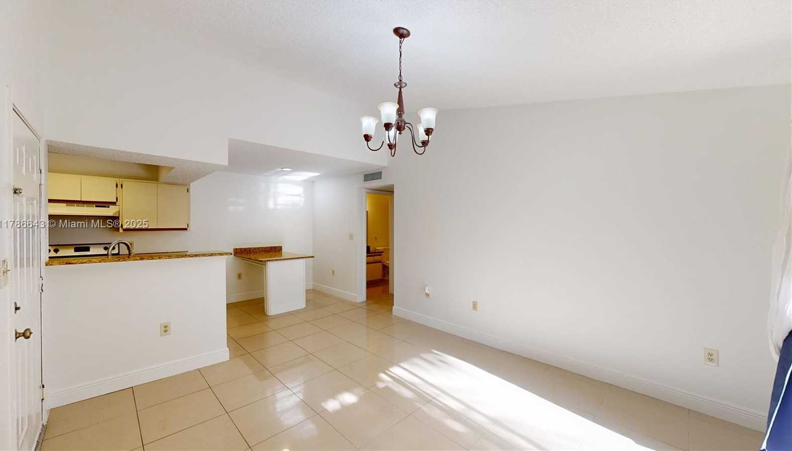 Small Image of 10441 SOUTH WEST 155TH CT #927, Miami Number 5