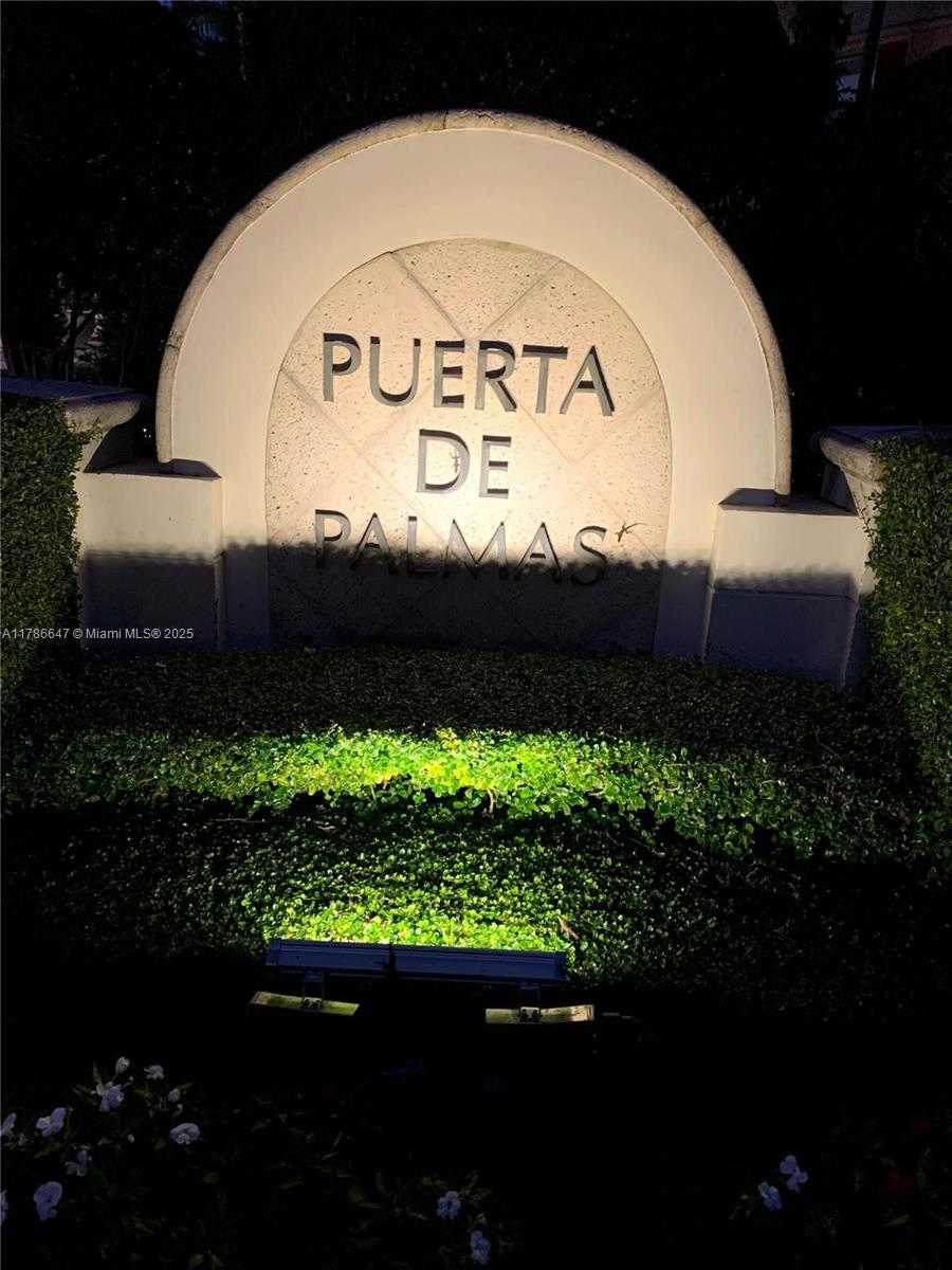 Small Image of 888 SOUTH DOUGLAS RD #1602, Coral Gables Number 9