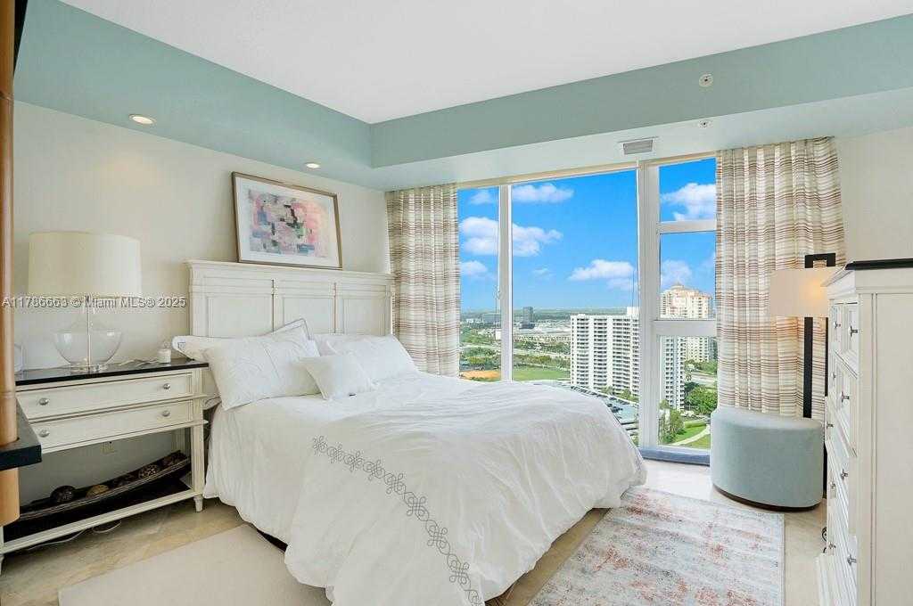 Small Image of 3370 HIDDEN BAY DR #2310, Aventura Number 18