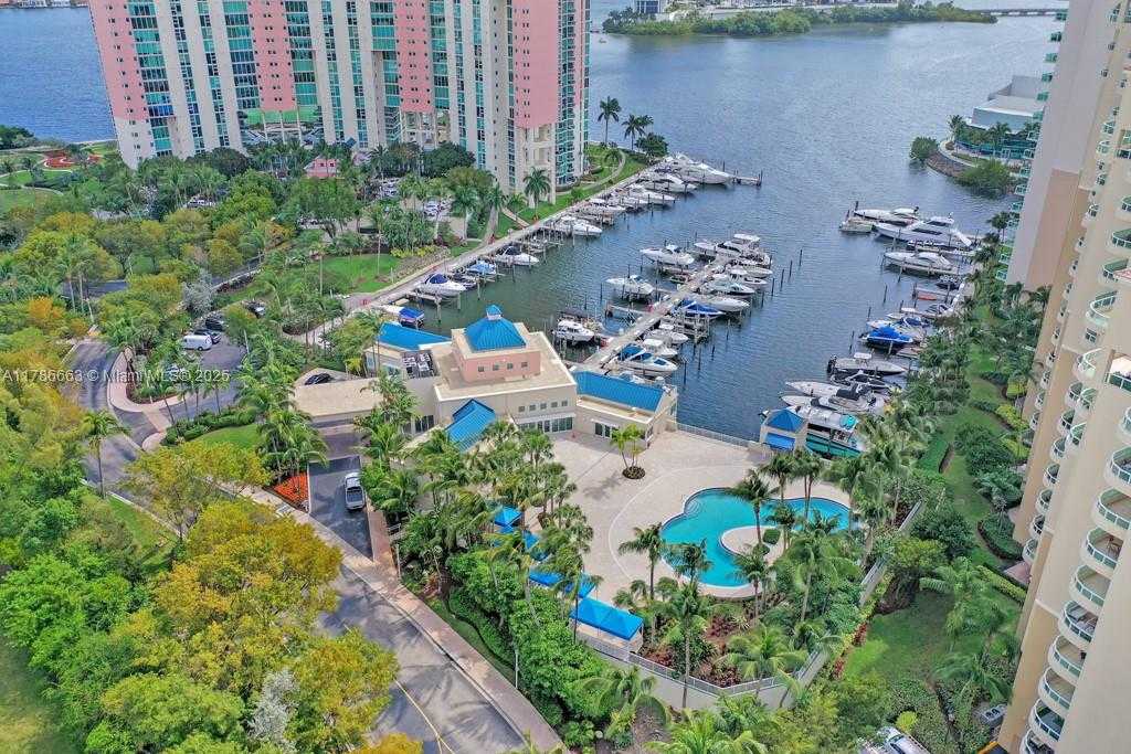 Small Image of 3370 HIDDEN BAY DR #2310, Aventura Number 23