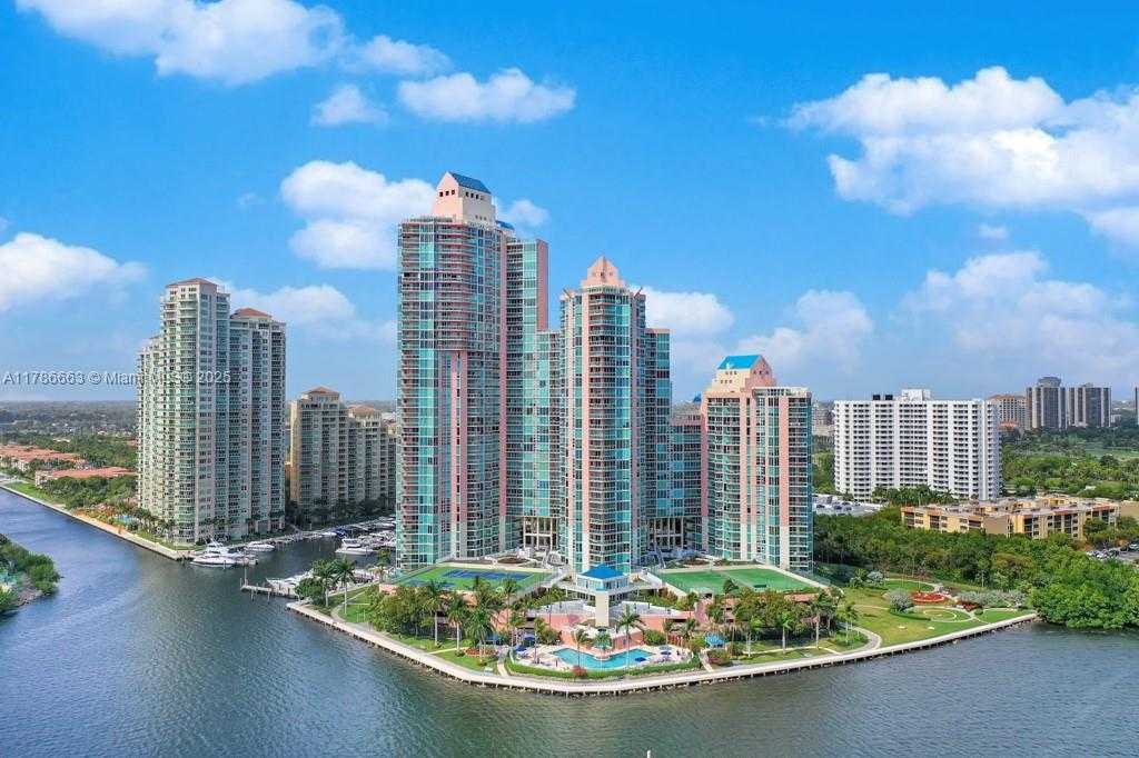 Small Image of 3370 HIDDEN BAY DR #2310, Aventura Number 26