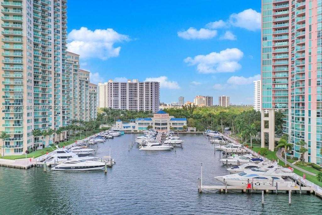 Small Image of 3370 HIDDEN BAY DR #2310, Aventura Number 28