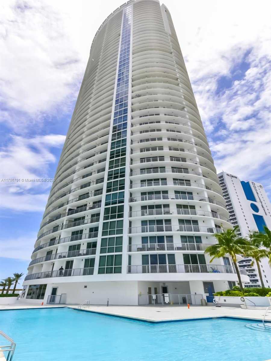 Small Image of 1750 NORTH BAYSHORE DR #1211, Miami Number 25
