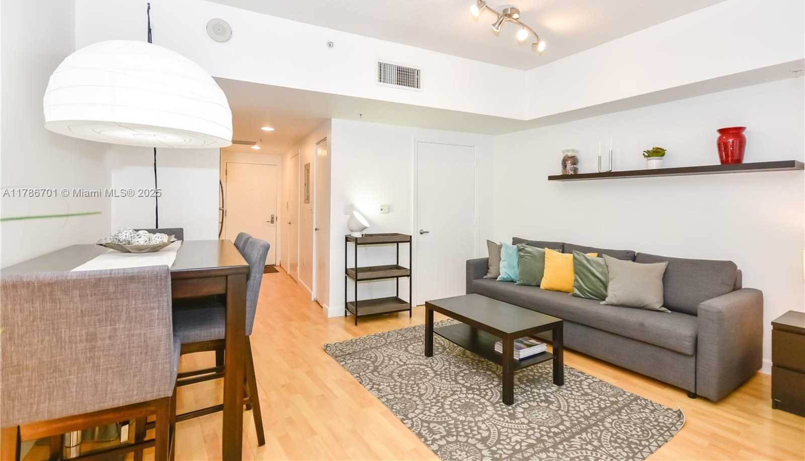 Small Image of 1750 NORTH BAYSHORE DR #1211, Miami Number 7