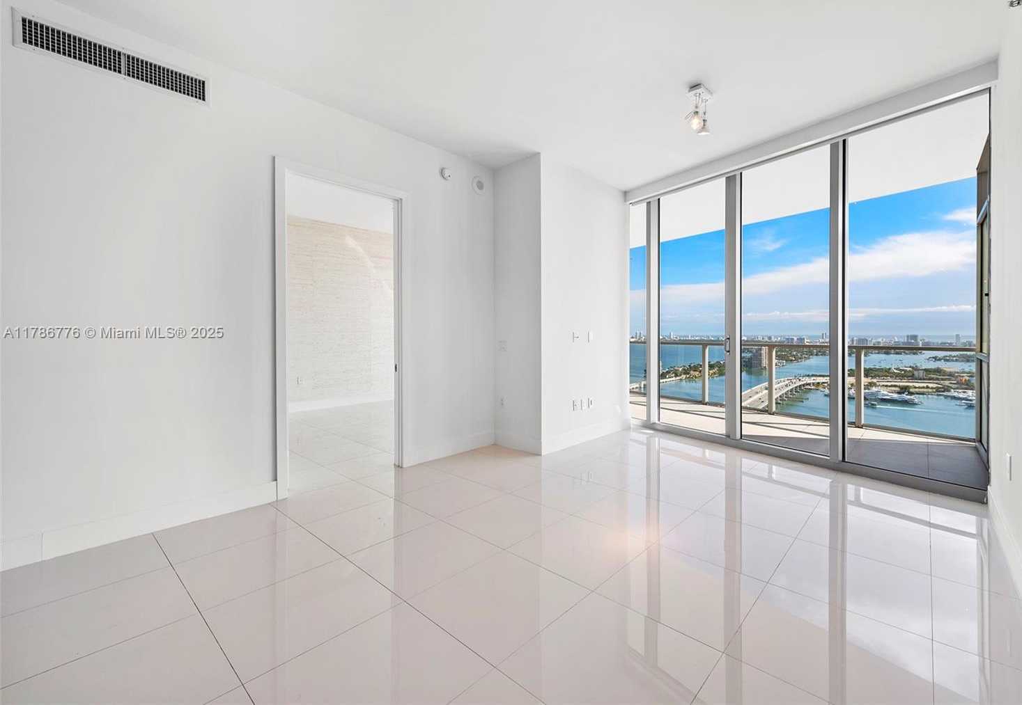 Small Image of 1100 BISCAYNE BLVD #3904, Miami Number 12