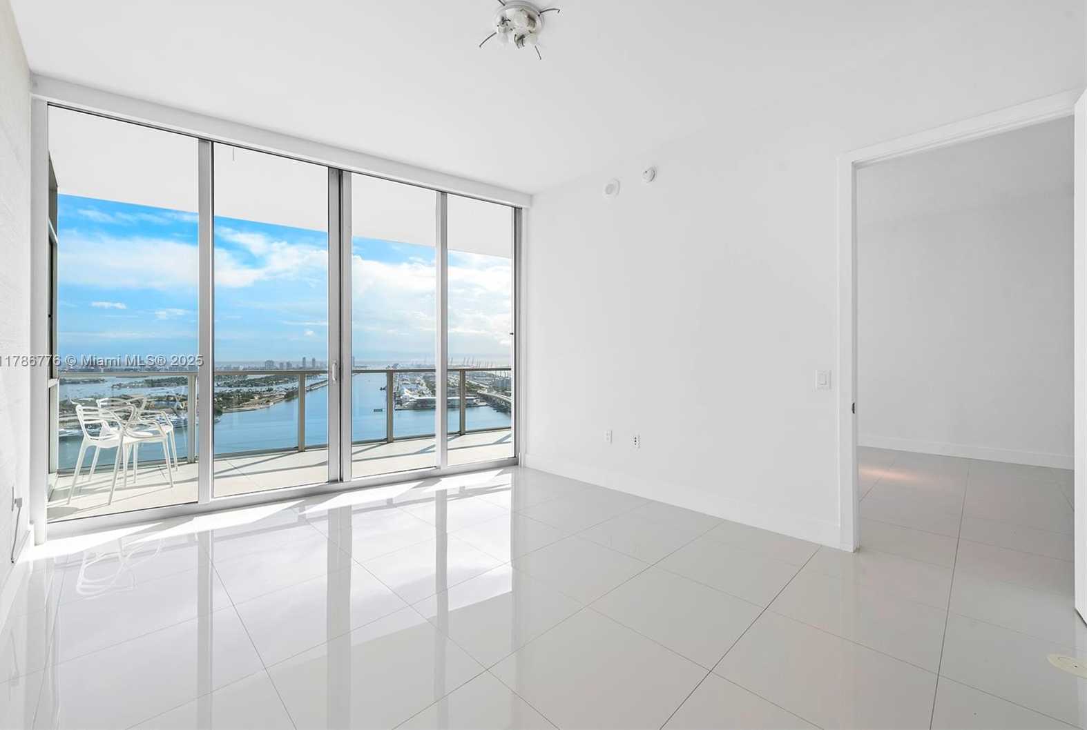 Small Image of 1100 BISCAYNE BLVD #3904, Miami Number 13