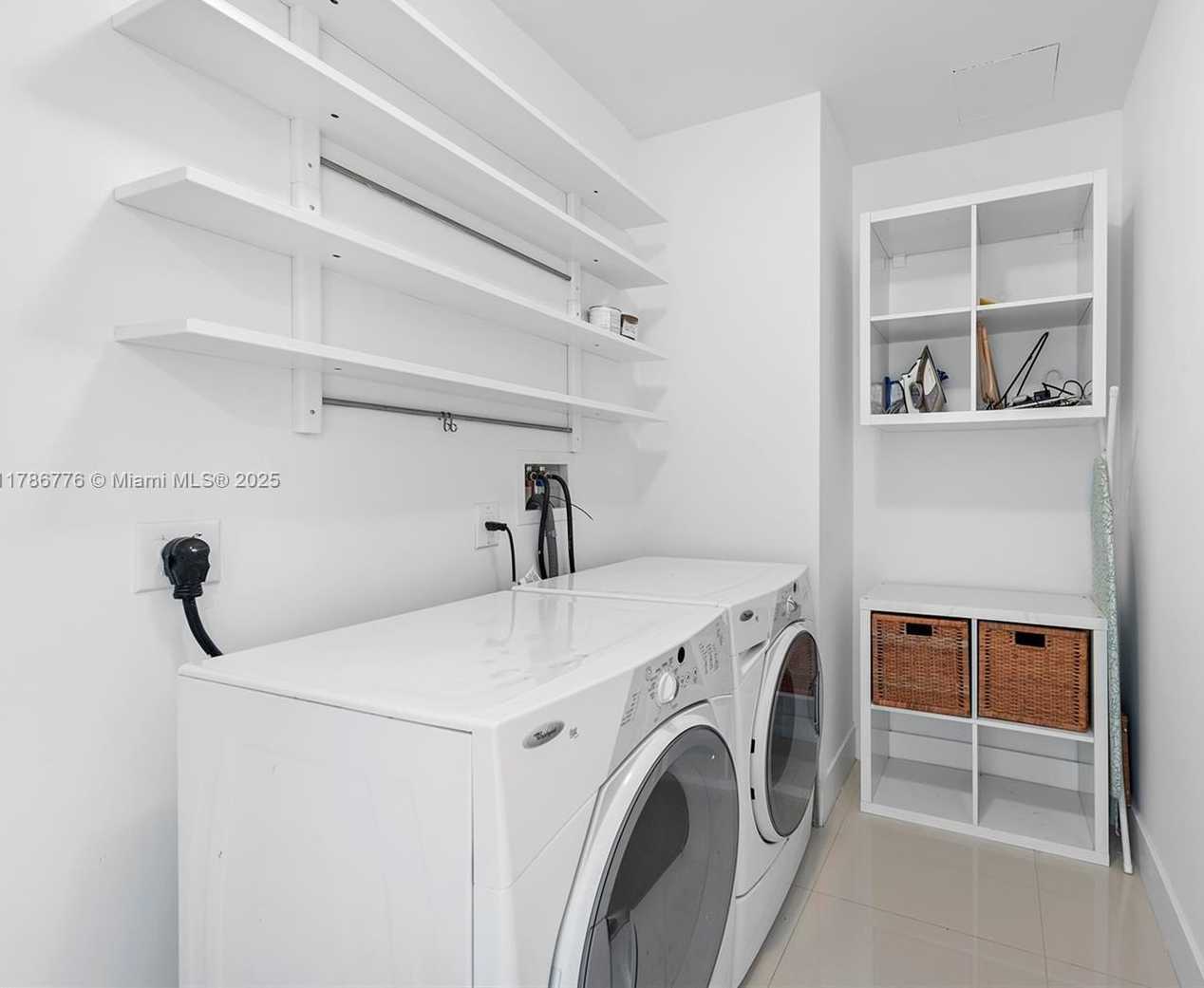 Small Image of 1100 BISCAYNE BLVD #3904, Miami Number 26