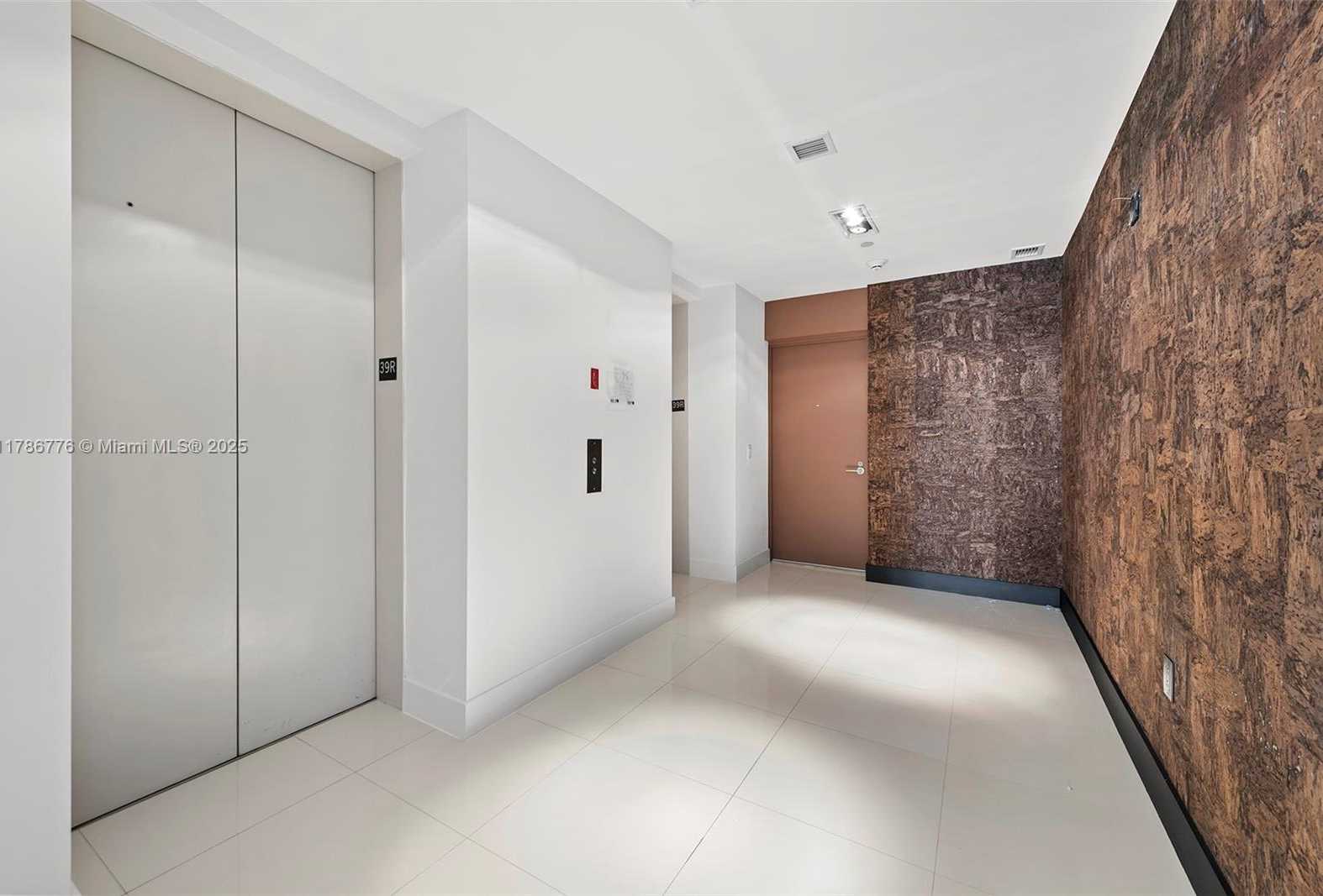 Small Image of 1100 BISCAYNE BLVD #3904, Miami Number 28