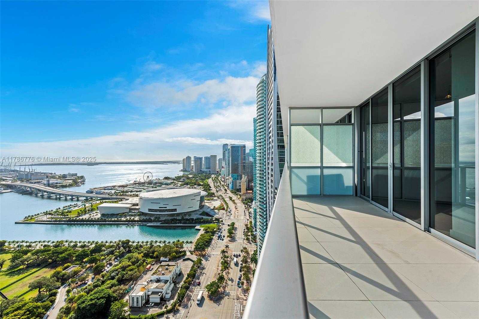 Small Image of 1100 BISCAYNE BLVD #3904, Miami Number 4