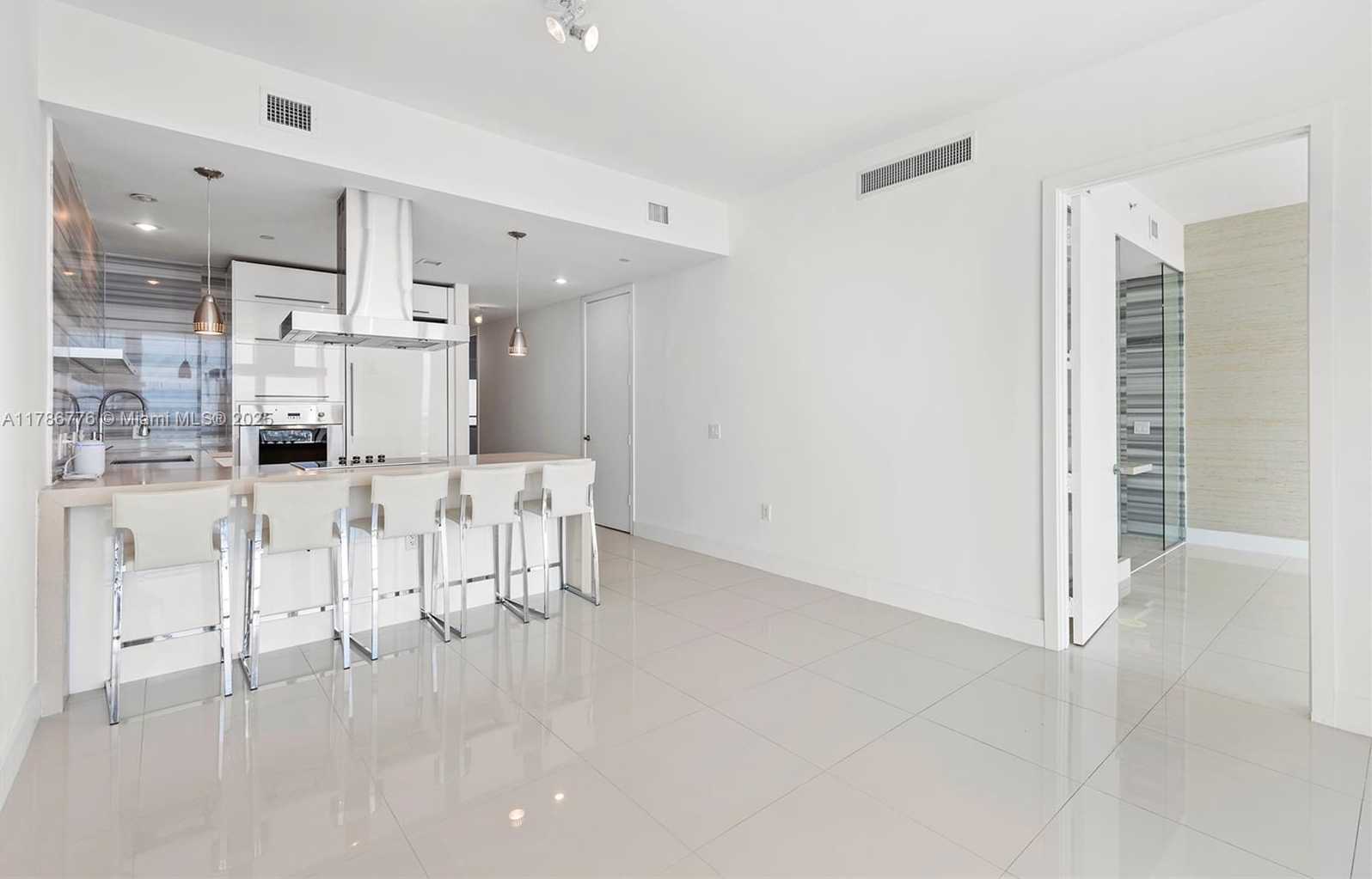 Small Image of 1100 BISCAYNE BLVD #3904, Miami Number 8