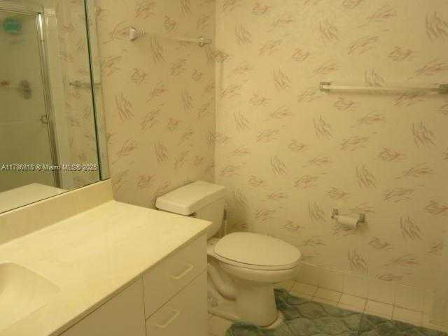 Small Image of 17700 #1010, Sunny Isles Beach Number 20