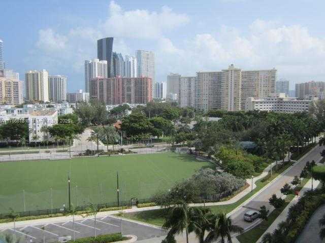 Small Image of 17700 #1010, Sunny Isles Beach Number 26