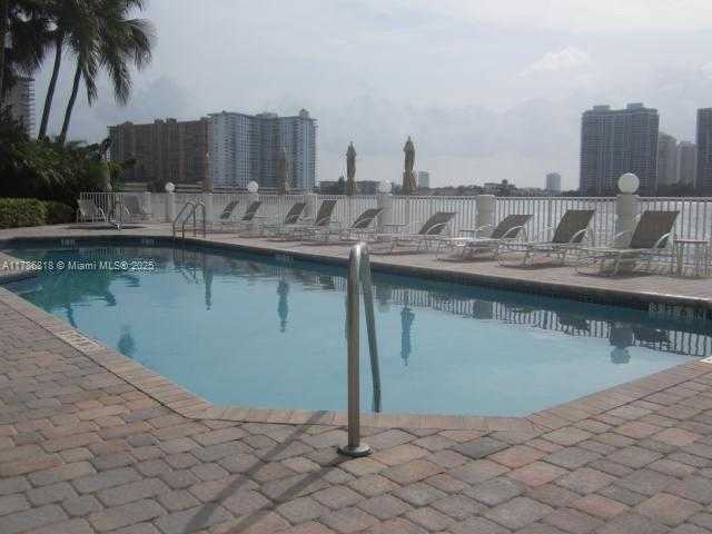 Small Image of 17700 #1010, Sunny Isles Beach Number 37