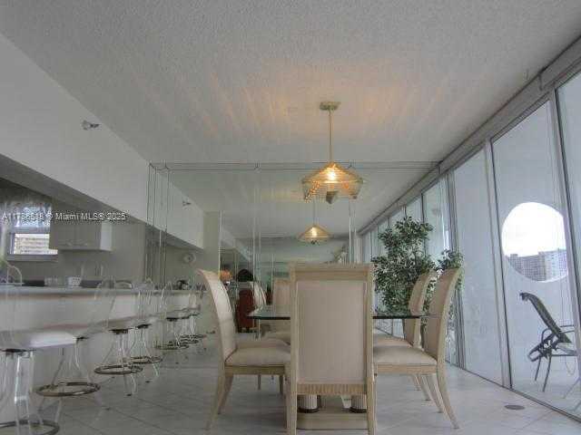 Small Image of 17700 #1010, Sunny Isles Beach Number 4