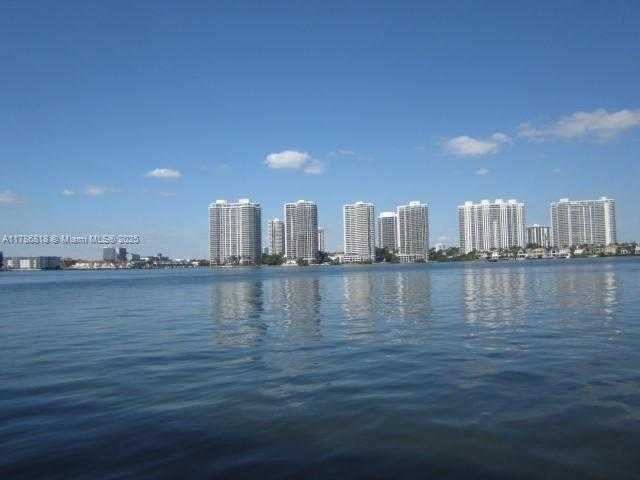 Small Image of 17700 #1010, Sunny Isles Beach Number 41
