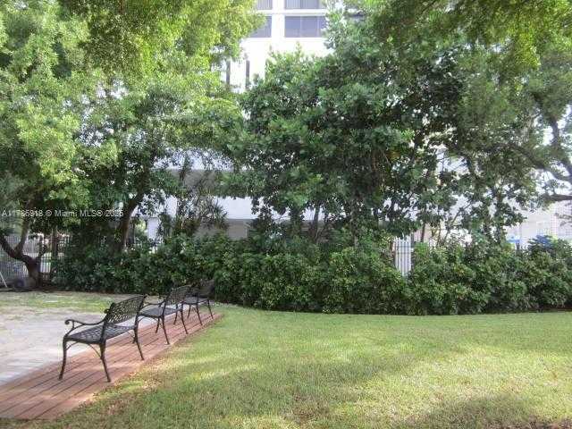 Small Image of 17700 #1010, Sunny Isles Beach Number 44