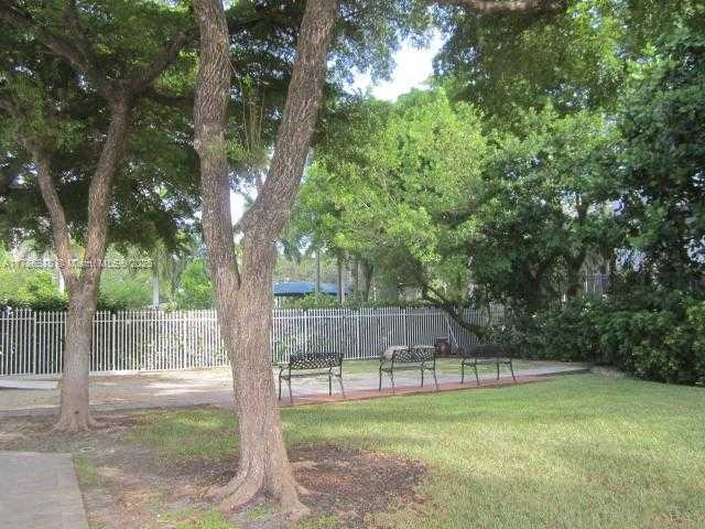 Small Image of 17700 #1010, Sunny Isles Beach Number 45