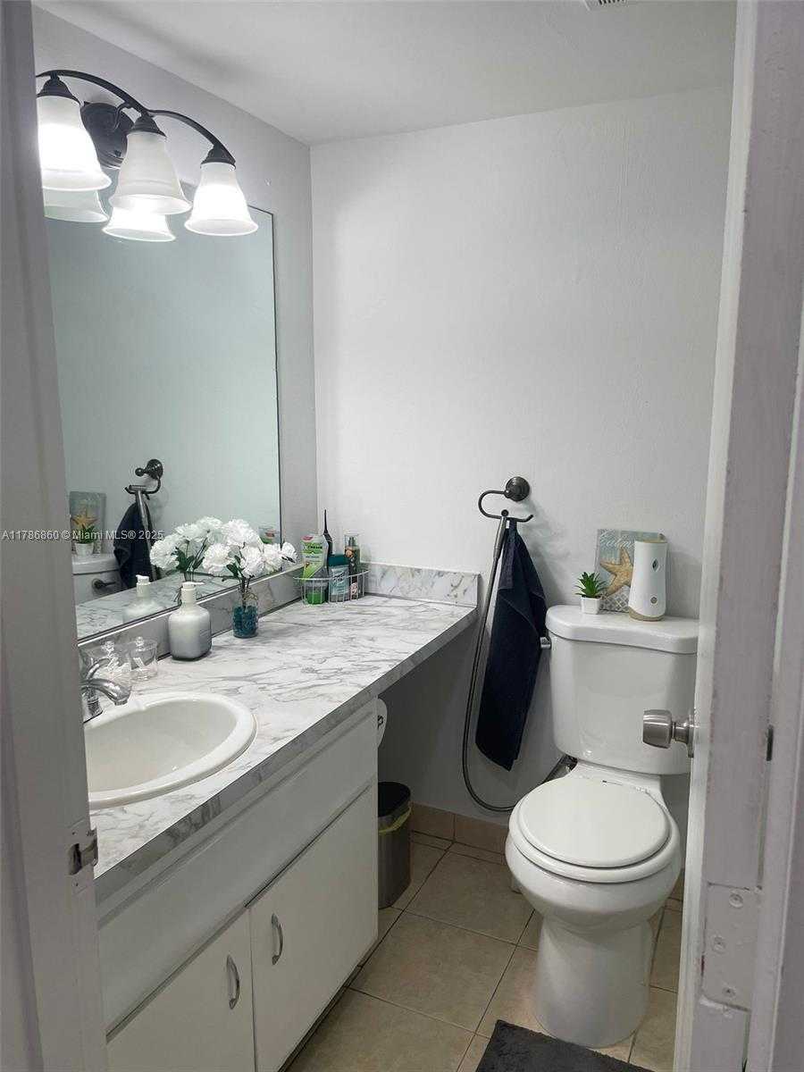 Small Image of 4180 NORTH WEST 79TH AVE #2C, Doral Number 19