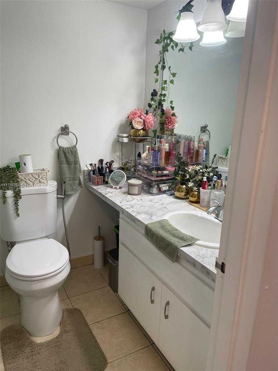 Small Image of 4180 NORTH WEST 79TH AVE #2C, Doral Number 22