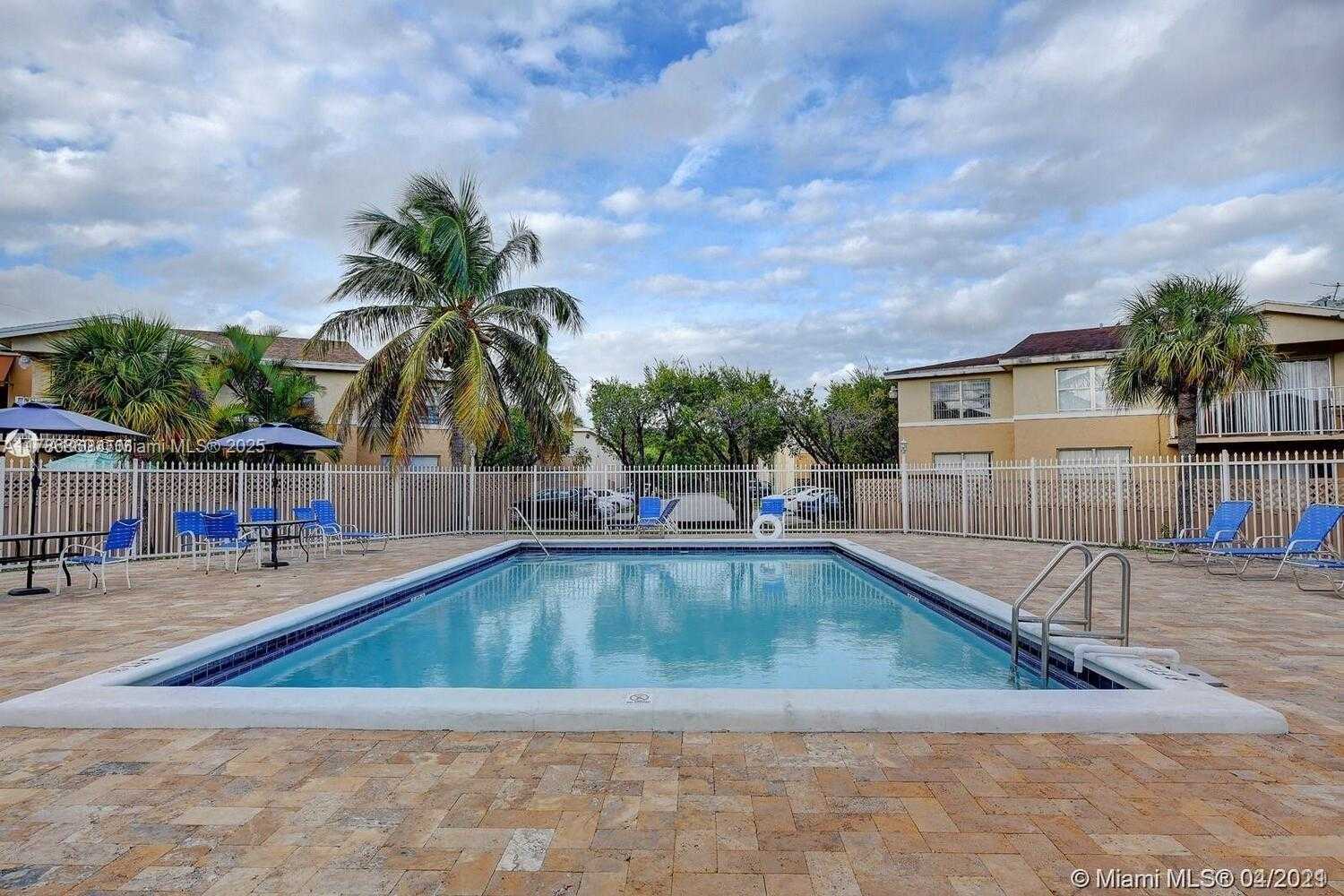 Small Image of 4180 NORTH WEST 79TH AVE #2C, Doral Number 4