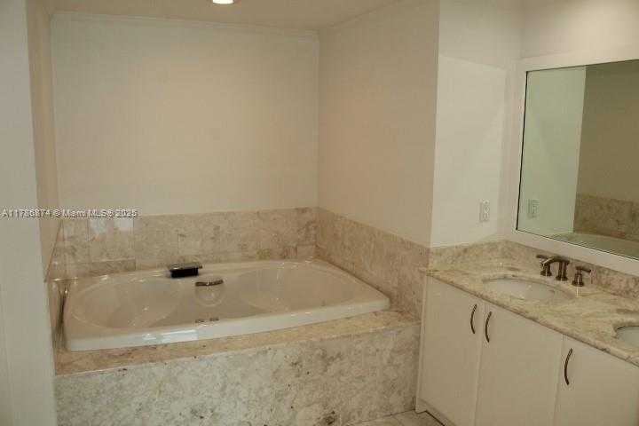 Small Image of 1331 BRICKELL BAY DR #3203, Miami Number 11