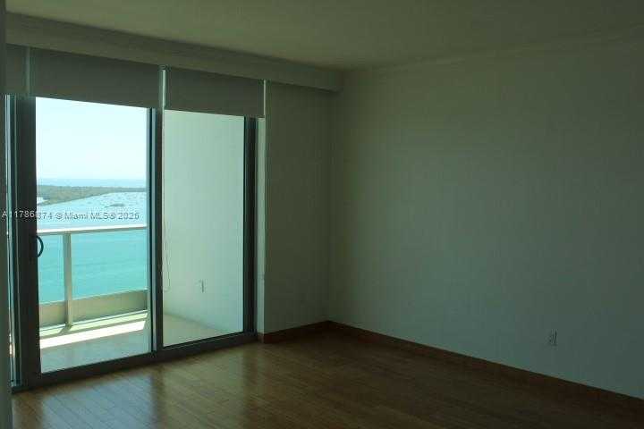 Small Image of 1331 BRICKELL BAY DR #3203, Miami Number 17