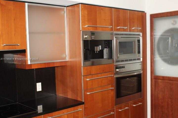 Small Image of 1331 BRICKELL BAY DR #3203, Miami Number 21