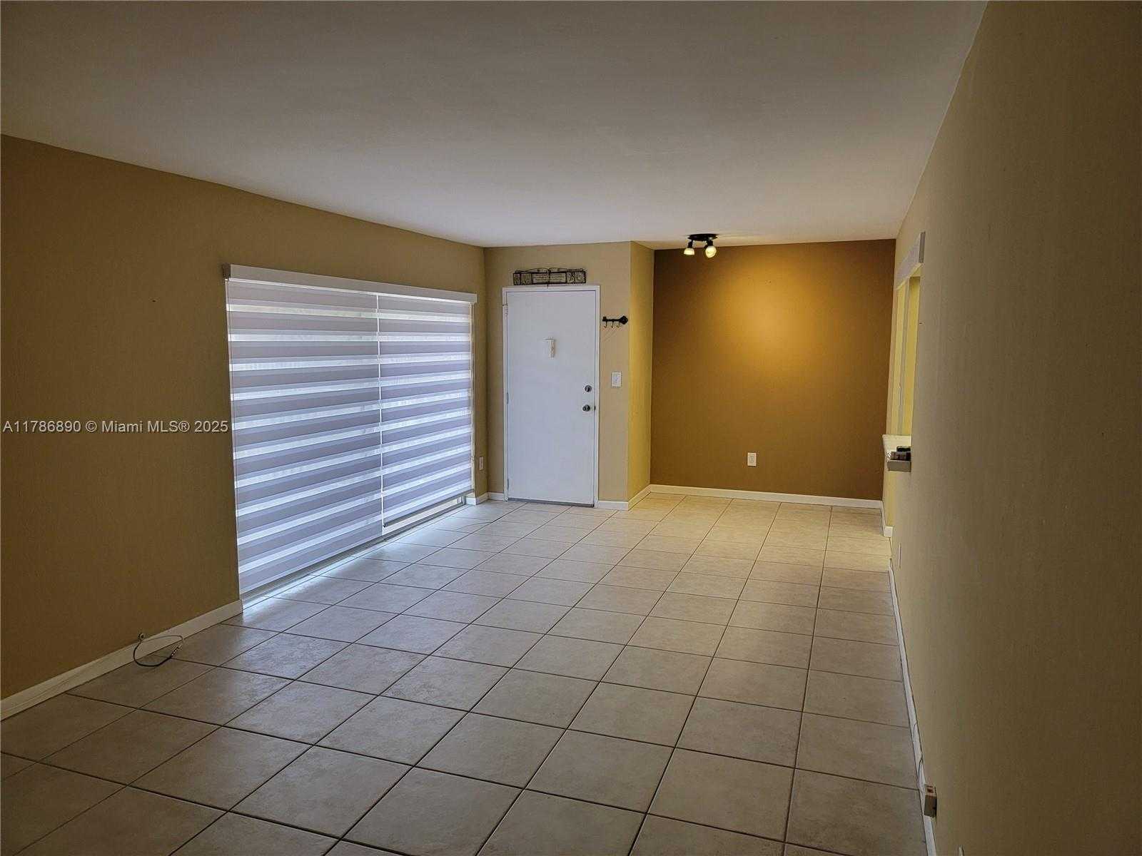 Small Image of 4440 NORTH WEST 79TH AVE #2G, Doral Number 14