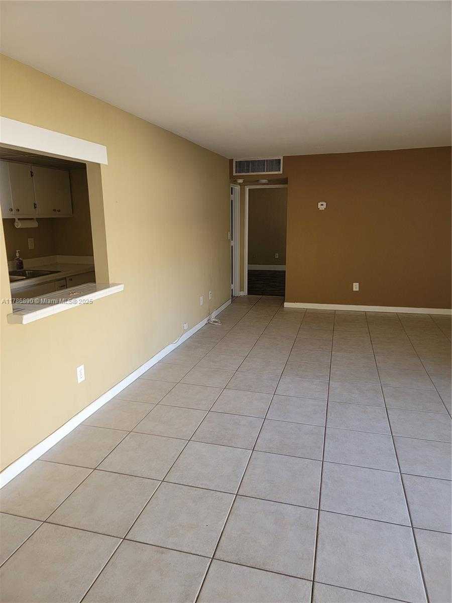 Small Image of 4440 NORTH WEST 79TH AVE #2G, Doral Number 16