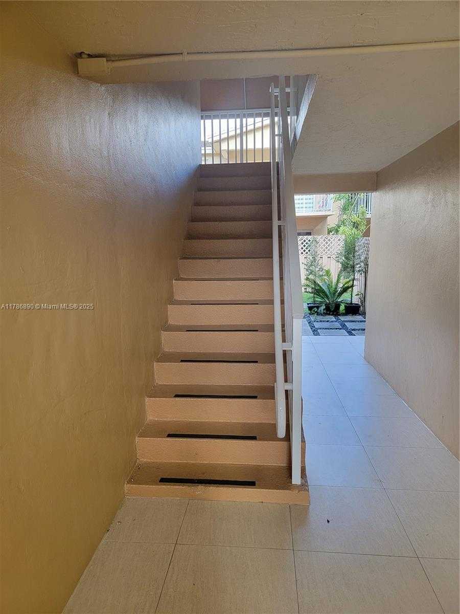 Small Image of 4440 NORTH WEST 79TH AVE #2G, Doral Number 21