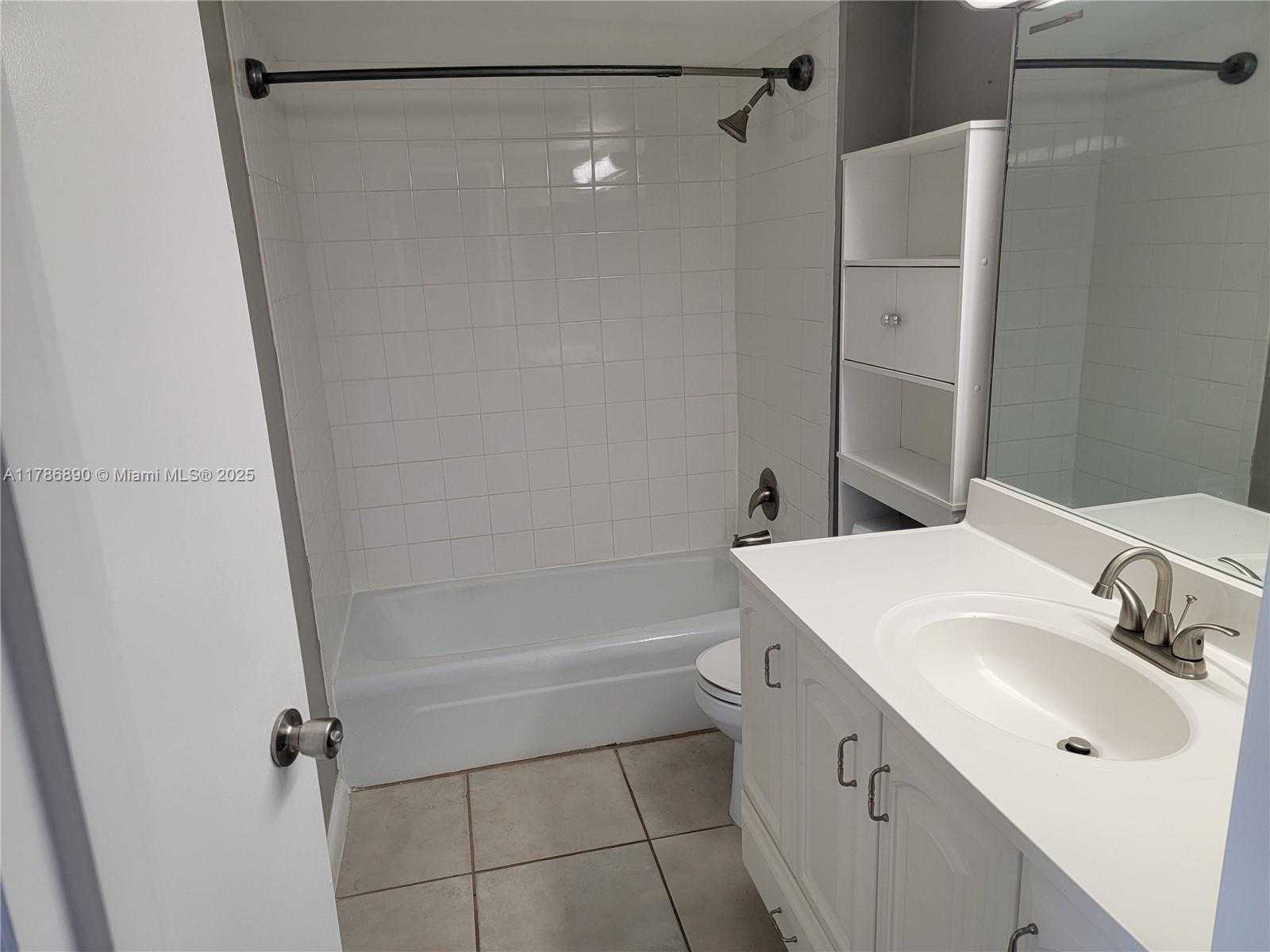 Small Image of 4440 NORTH WEST 79TH AVE #2G, Doral Number 6