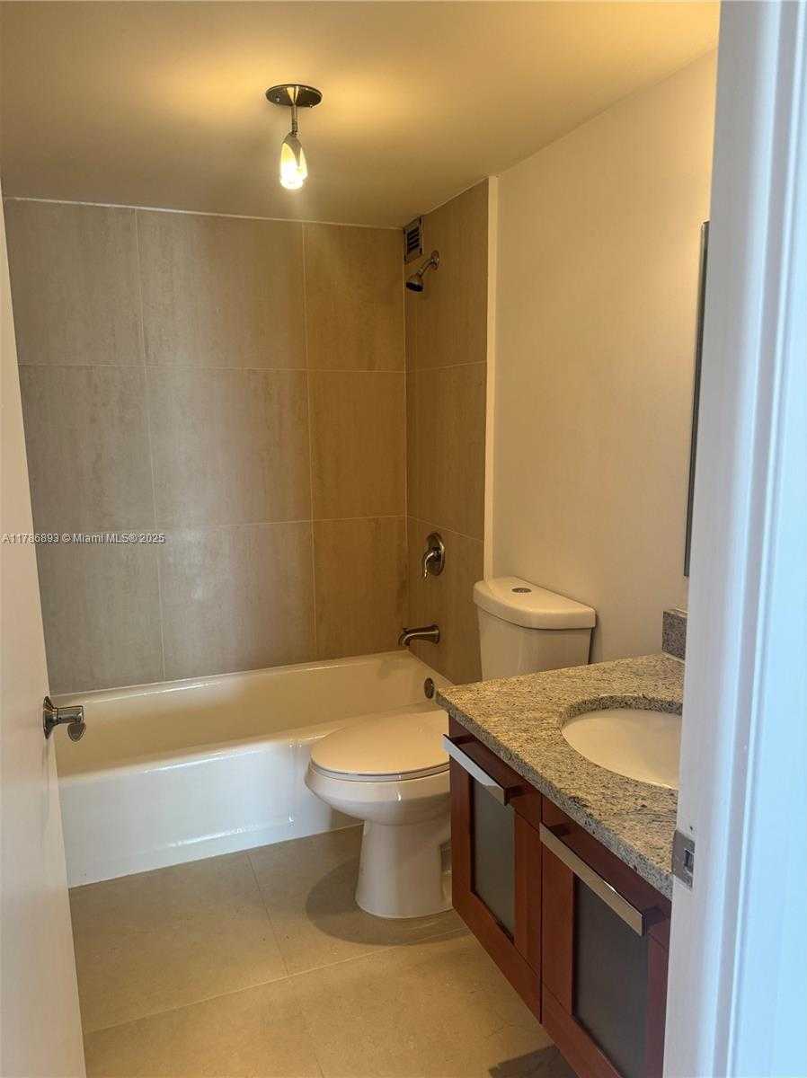 Small Image of 1901 BRICKELL AVE #B2408, Miami Number 16