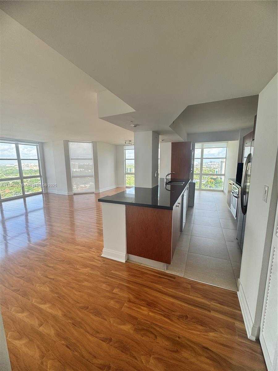 Small Image of 1901 BRICKELL AVE #B2408, Miami Number 6