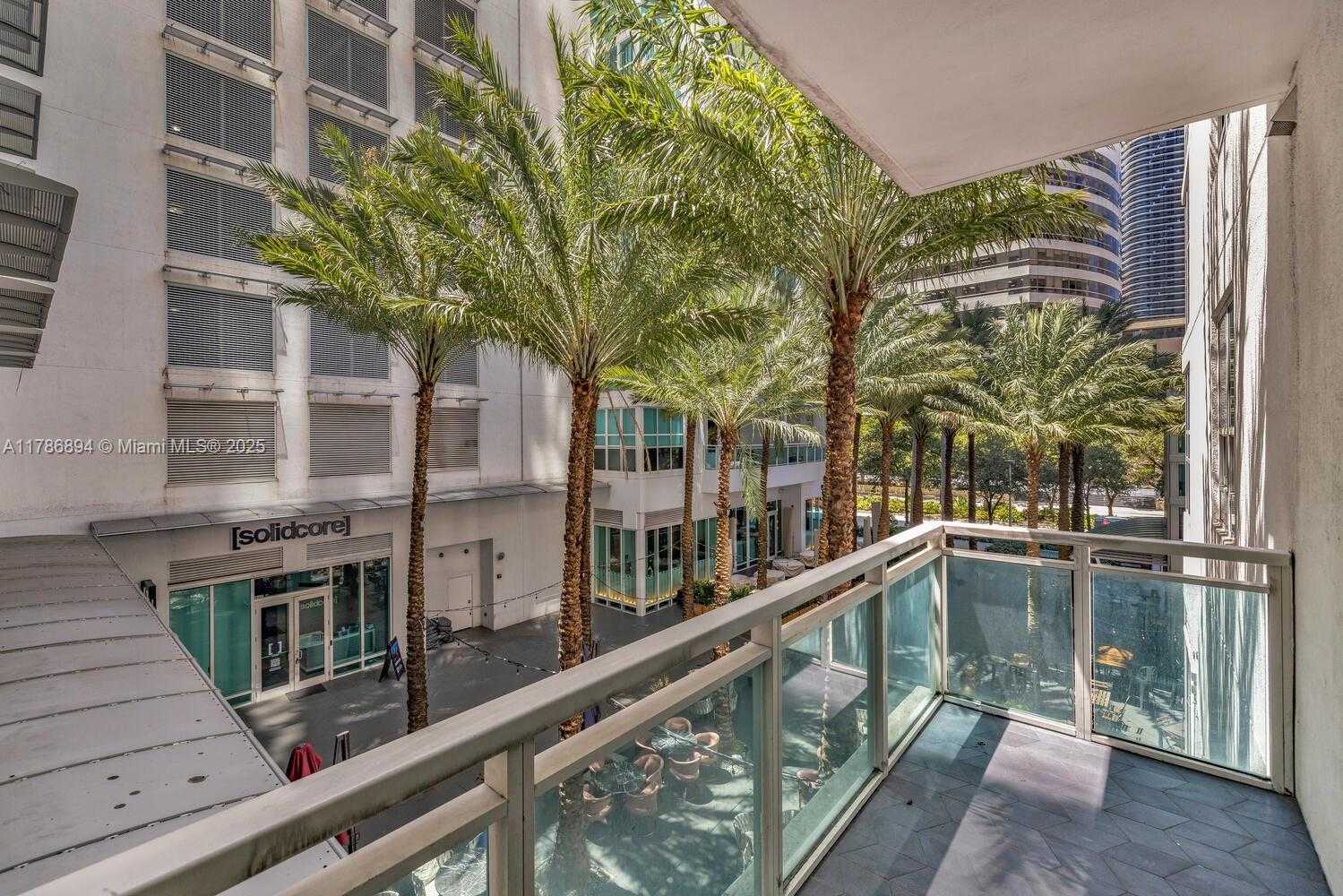 Small Image of 950 BRICKELL BAY DR #201, Miami Number 27