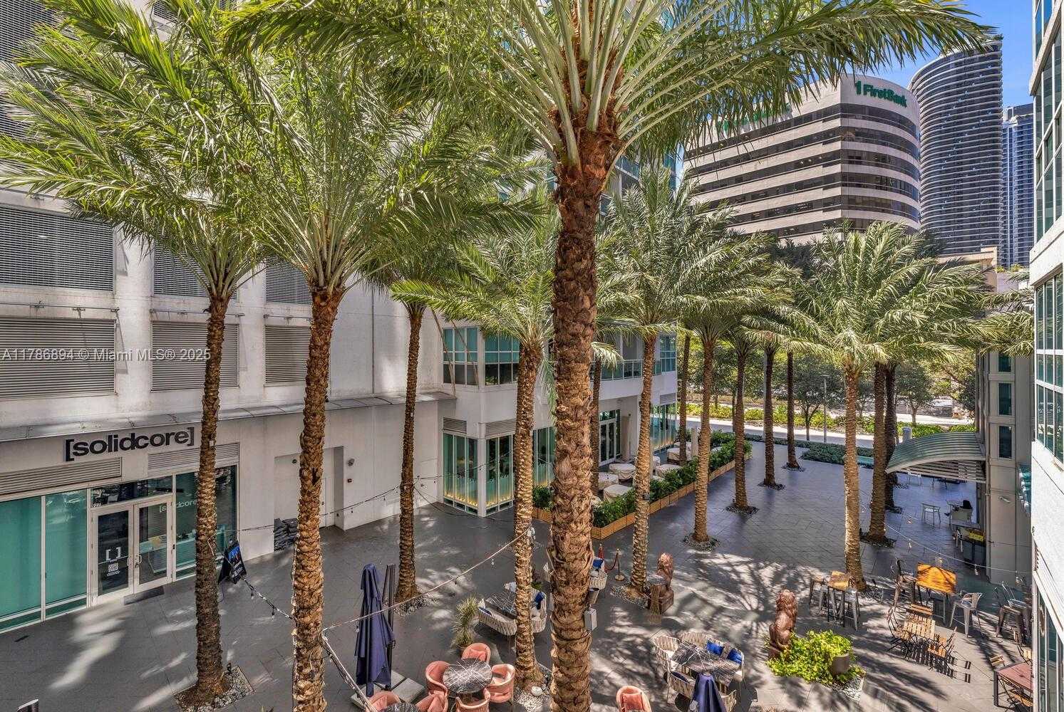 Small Image of 950 BRICKELL BAY DR #201, Miami Number 28