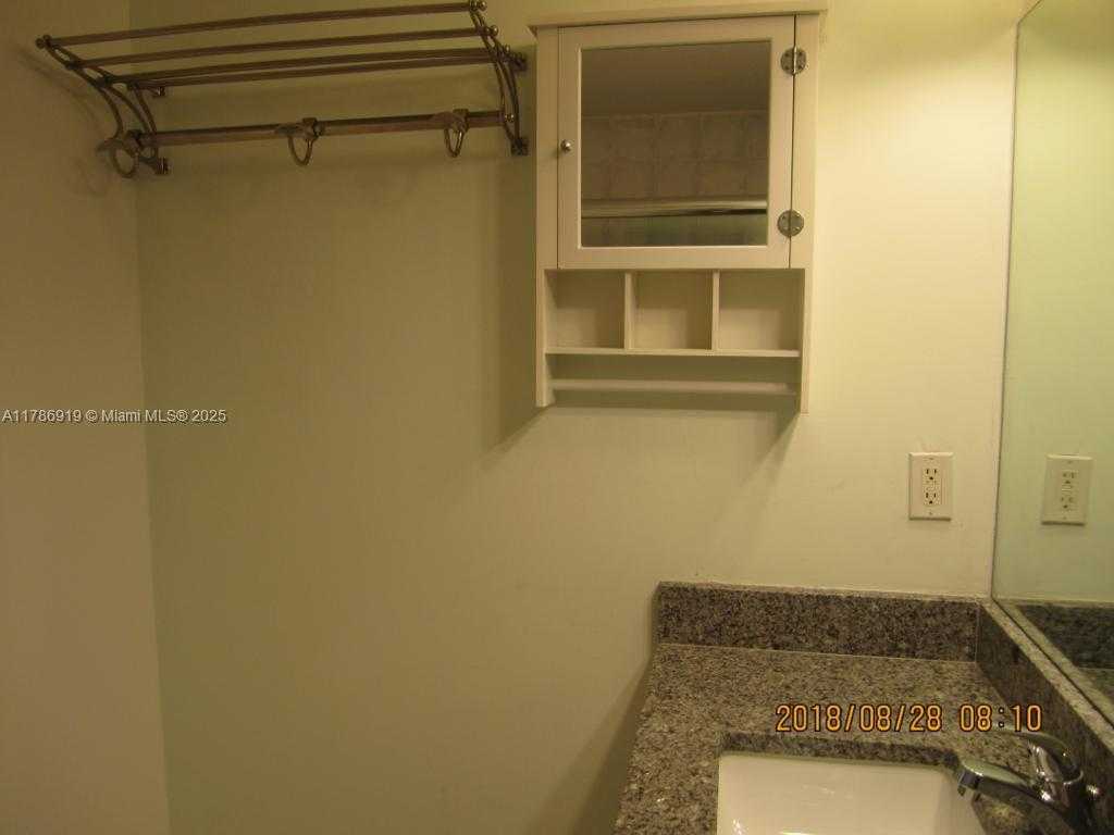 Small Image of 3500 CORAL WAY #903, Miami Number 4