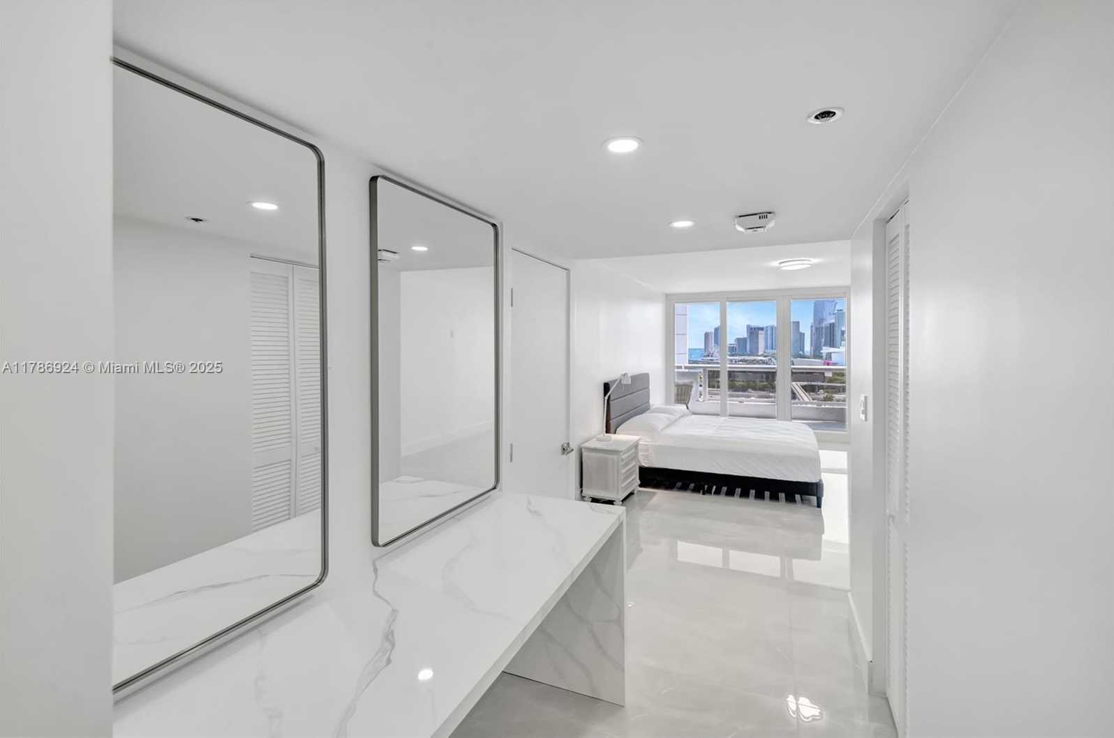 Small Image of 1717 NORTH BAYSHORE DR #A-1956, Miami Number 23
